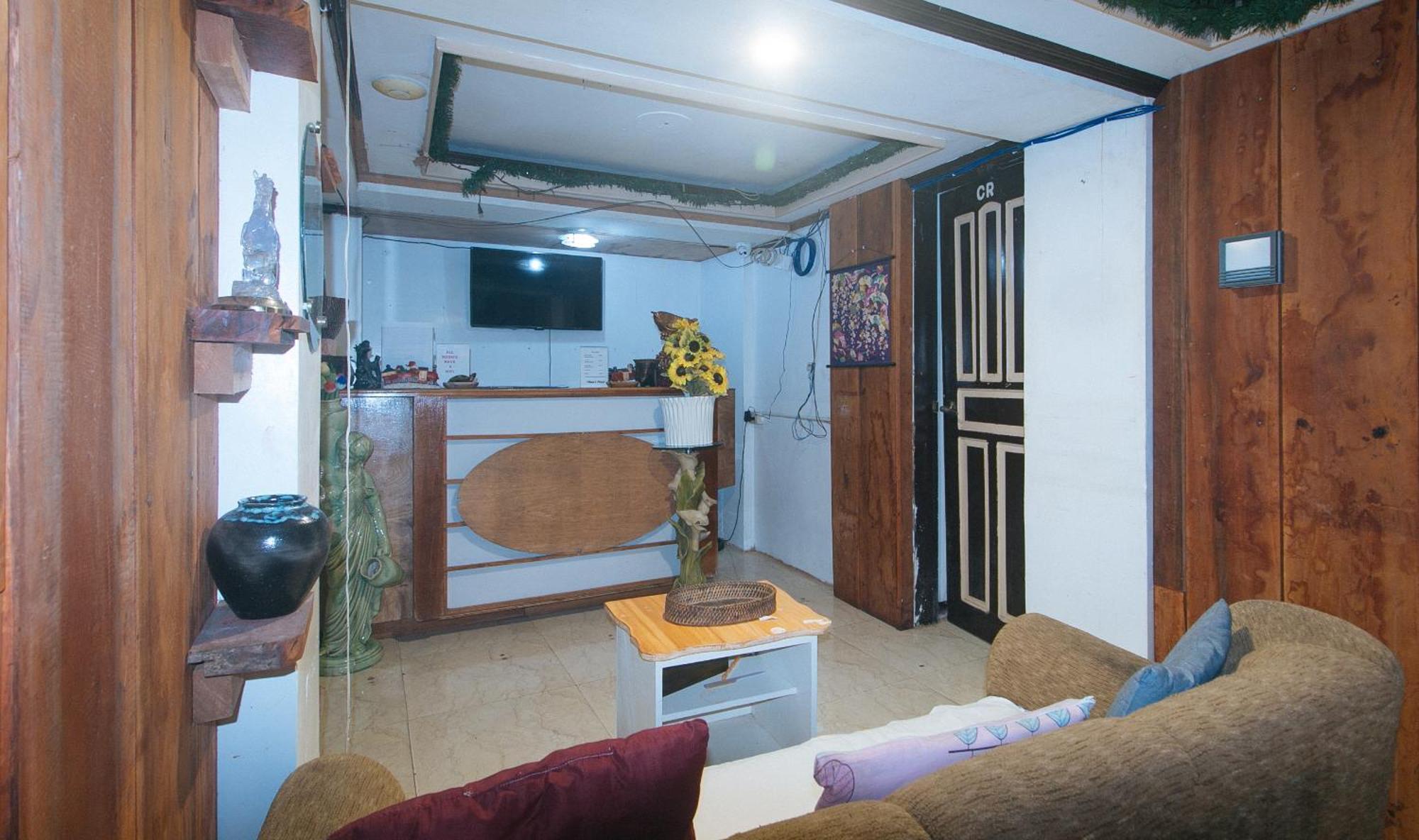 Reddoorz At Minas Place 1 Tacloban Exterior photo
